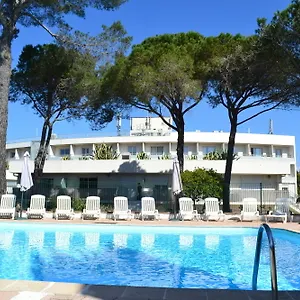 Comfort La Tour De Mare Fréjus